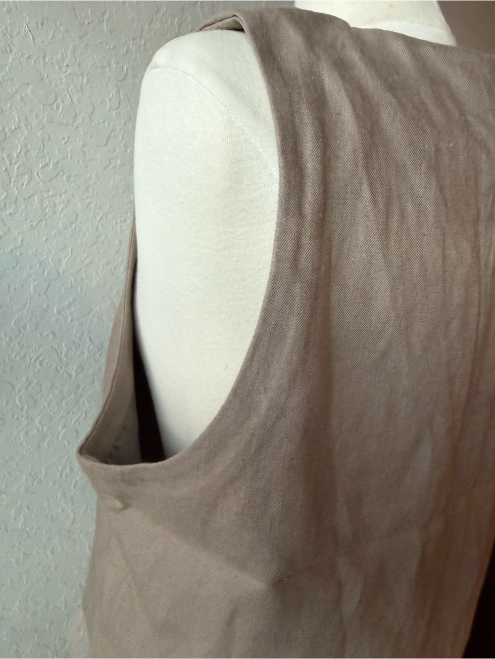 American Eagle Outfitters Brown Button-Front Women's Vest - Picture 9 of 11